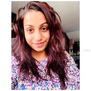 Meet your Posher, Denisa